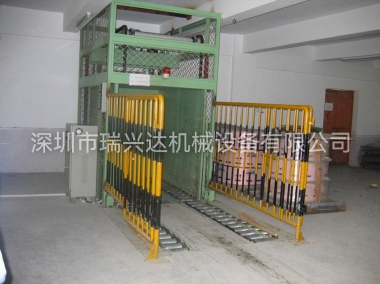 往复式大型提升机